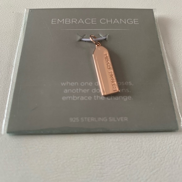 CORE™ Origami Owl 7.25” rose gold bangle with 3 mementos - Picture 4 of 7